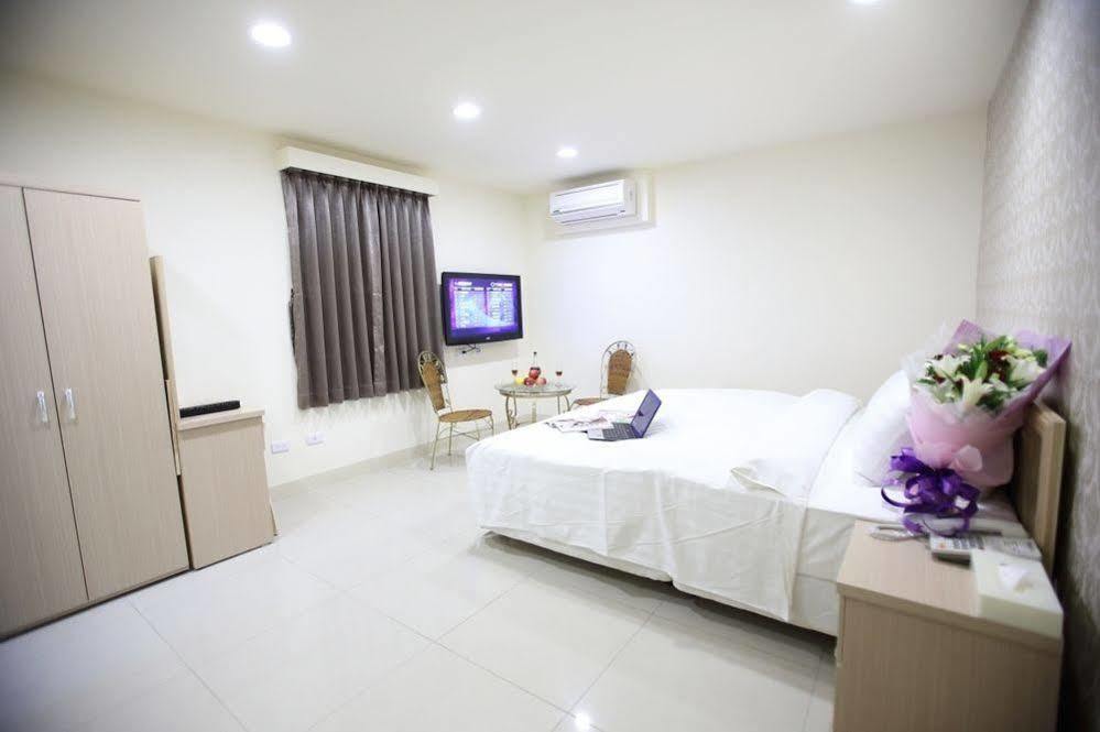 JS Hotel 捷适商旅 - 艺术文旅 中坜 外观 照片